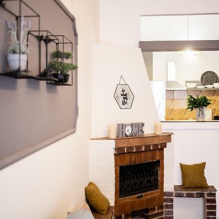 Art Downtown Alecsandri St Luxury Apartment ออราแด ภายนอก รูปภาพ