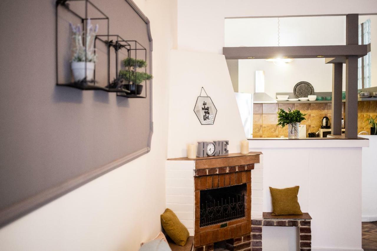Art Downtown Alecsandri St Luxury Apartment ออราแด ภายนอก รูปภาพ